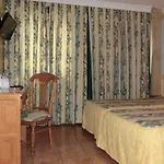Hotell Ruedas *