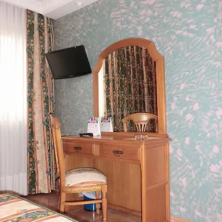 Hotel Ruedas *