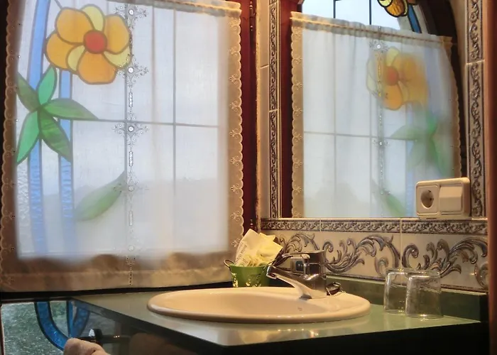 酒店 卢艾达斯酒店 *